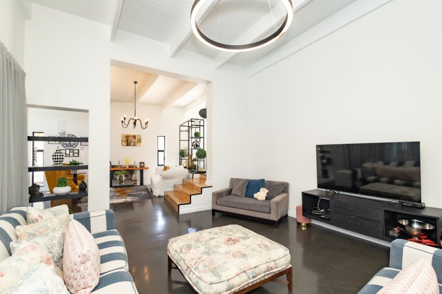 5 Bedroom Property for Sale in Elim Western Cape